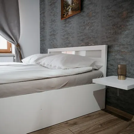 Damian Apartment Kamienna Gora